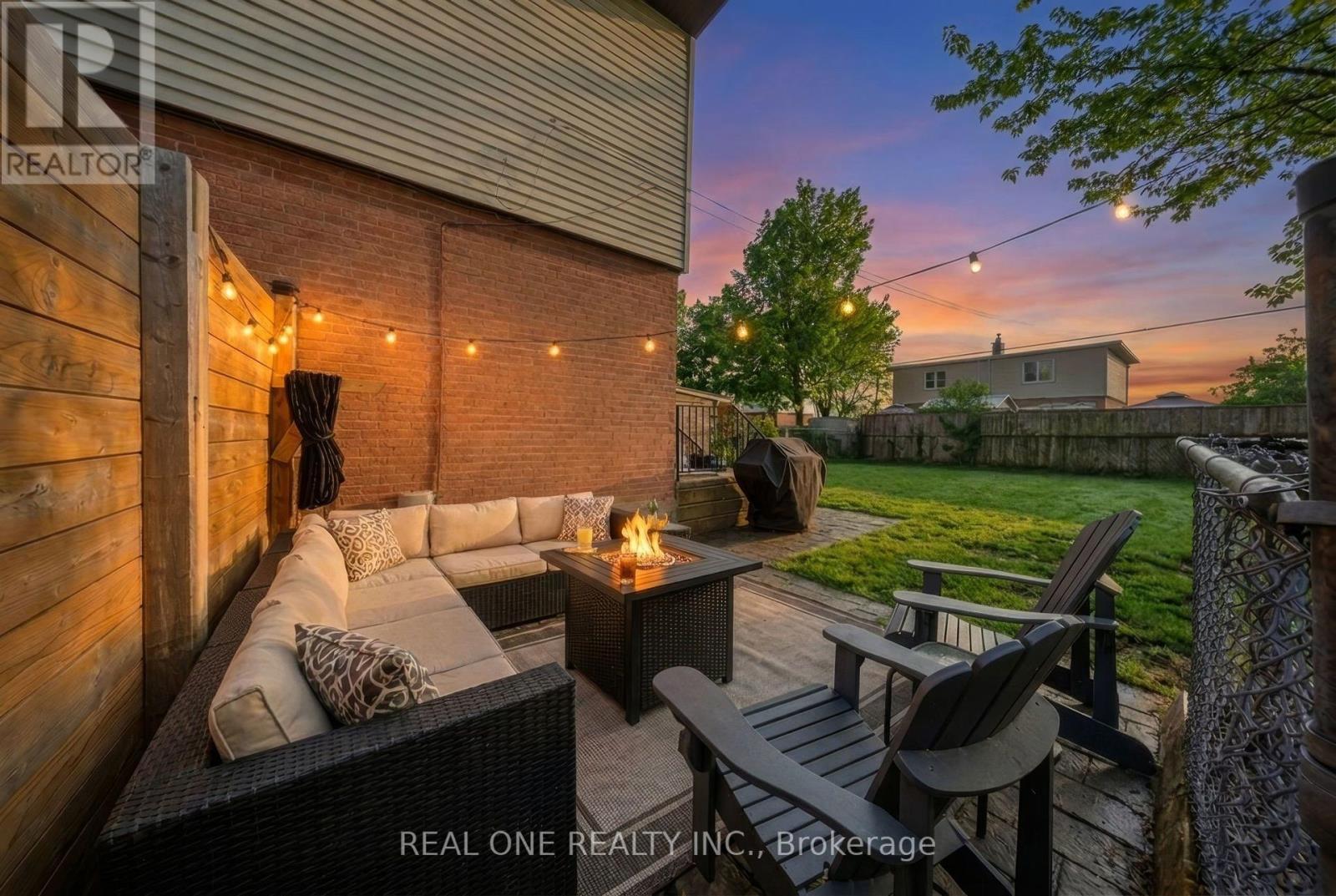 24 Sumach Street, Hamilton, ON - Outdoor With Exterior