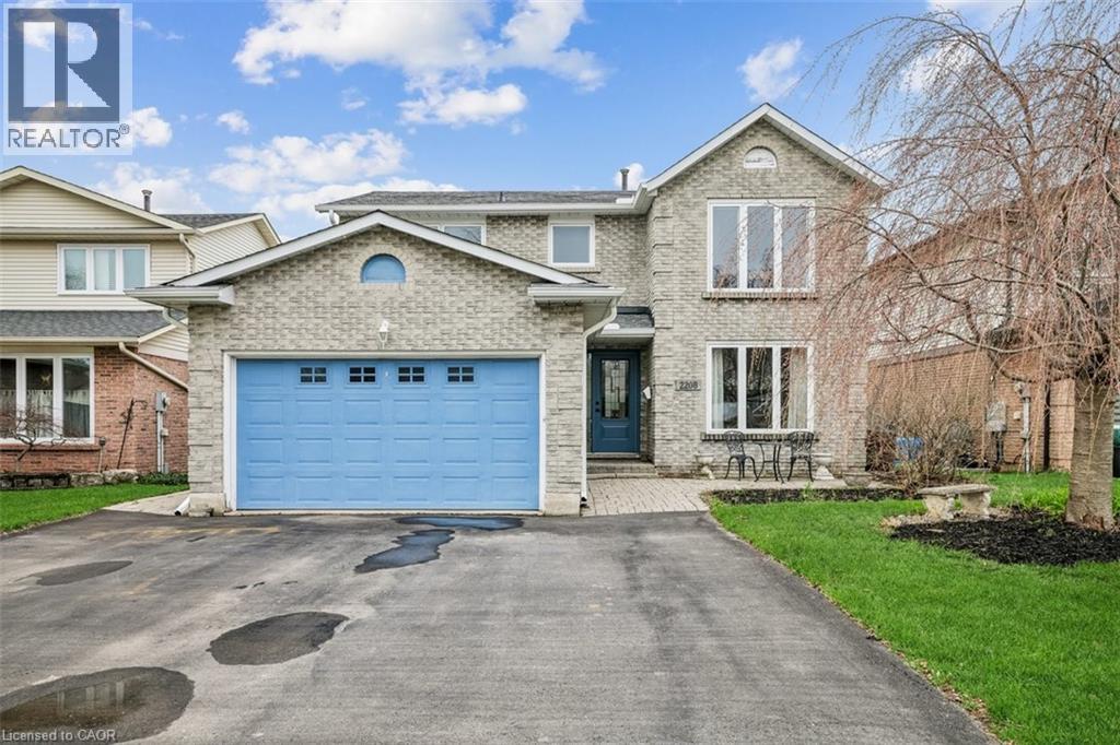2208 Melissa Crescent, Burlington, ON - Outdoor With Facade