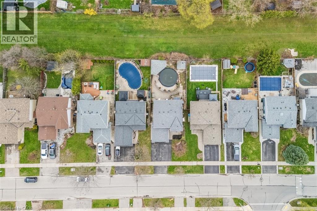 2208 Melissa Crescent, Burlington, ON -