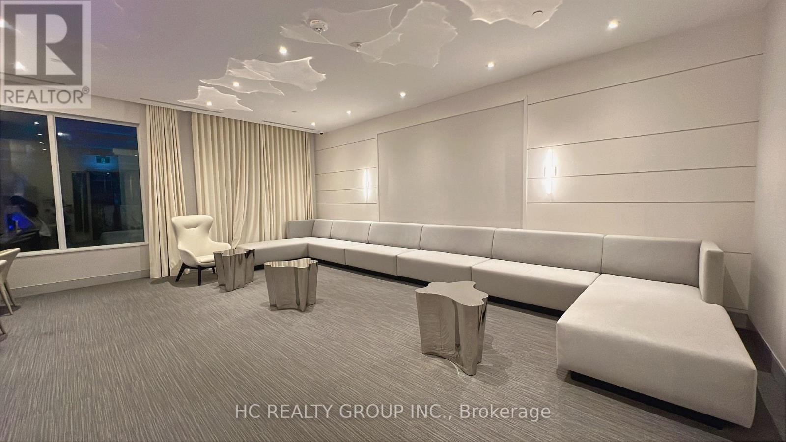 607 - 396 Highway 7 Avenue E, Richmond Hill, ON - Indoor Photo Showing Other Room