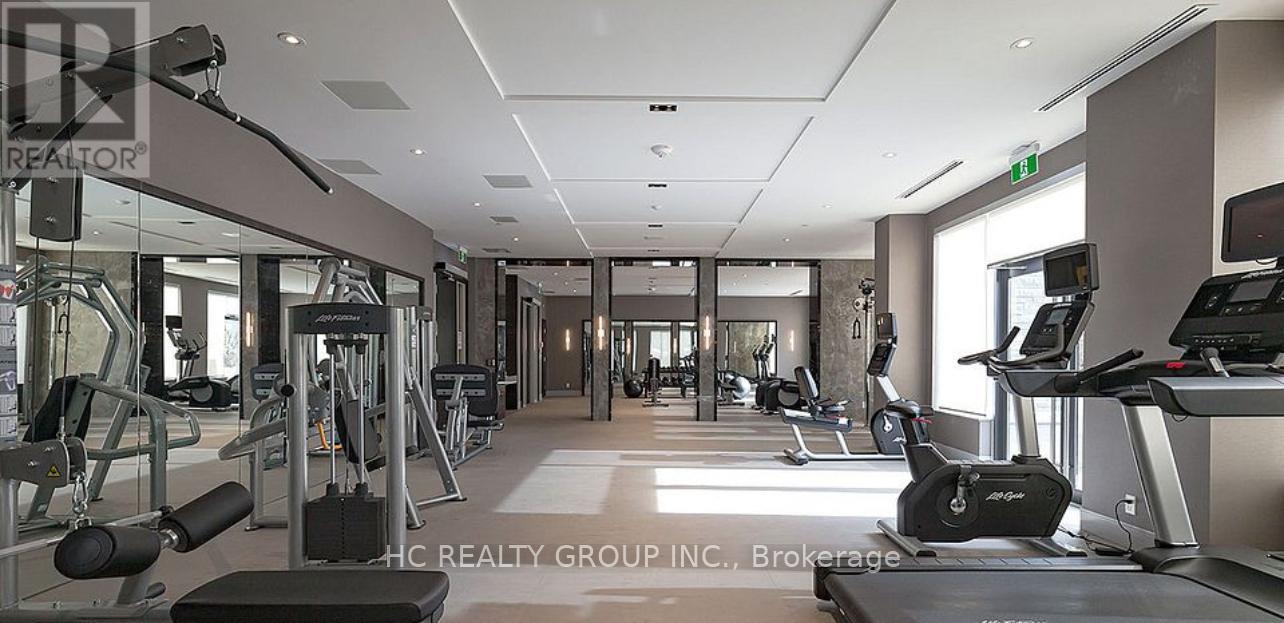 607 - 396 Highway 7 Avenue E, Richmond Hill, ON - Indoor Photo Showing Gym Room