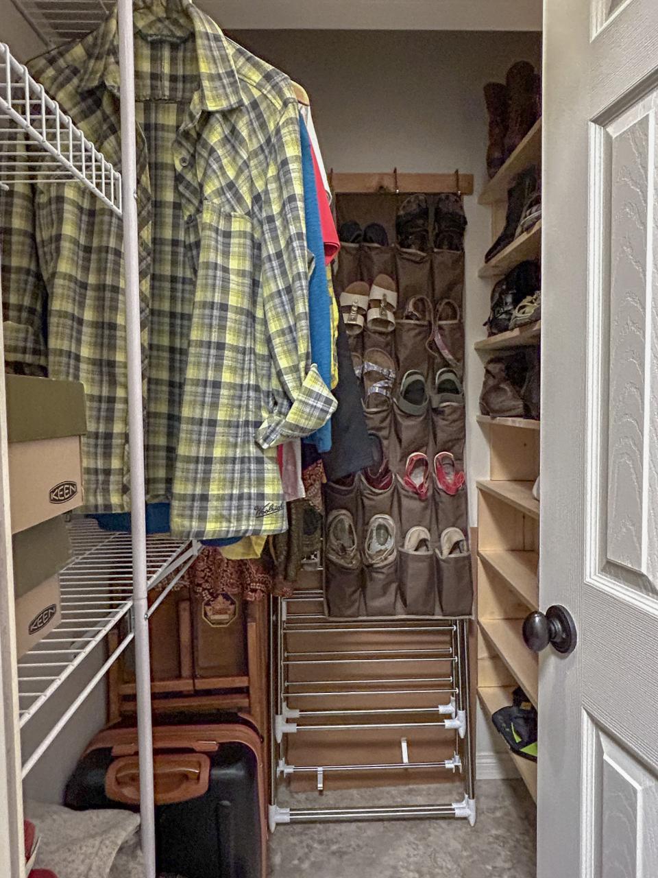 122/124-1051 Gerry Sorensen Way, Kimberley, BC - Indoor With Storage