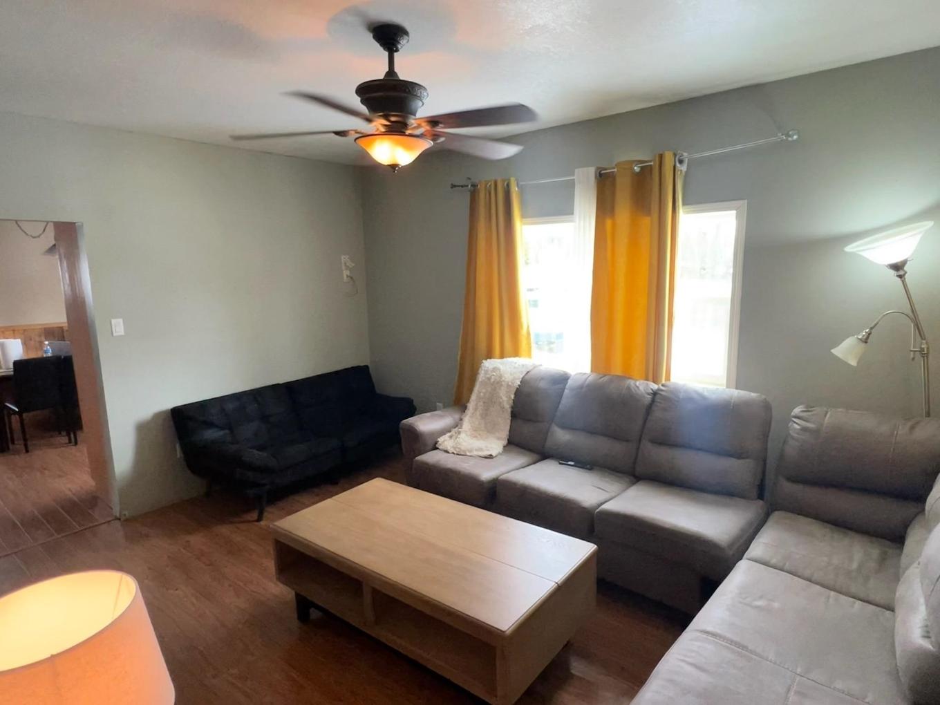 126 Zuke Road, Atikokan, ON - Indoor Photo Showing Living Room