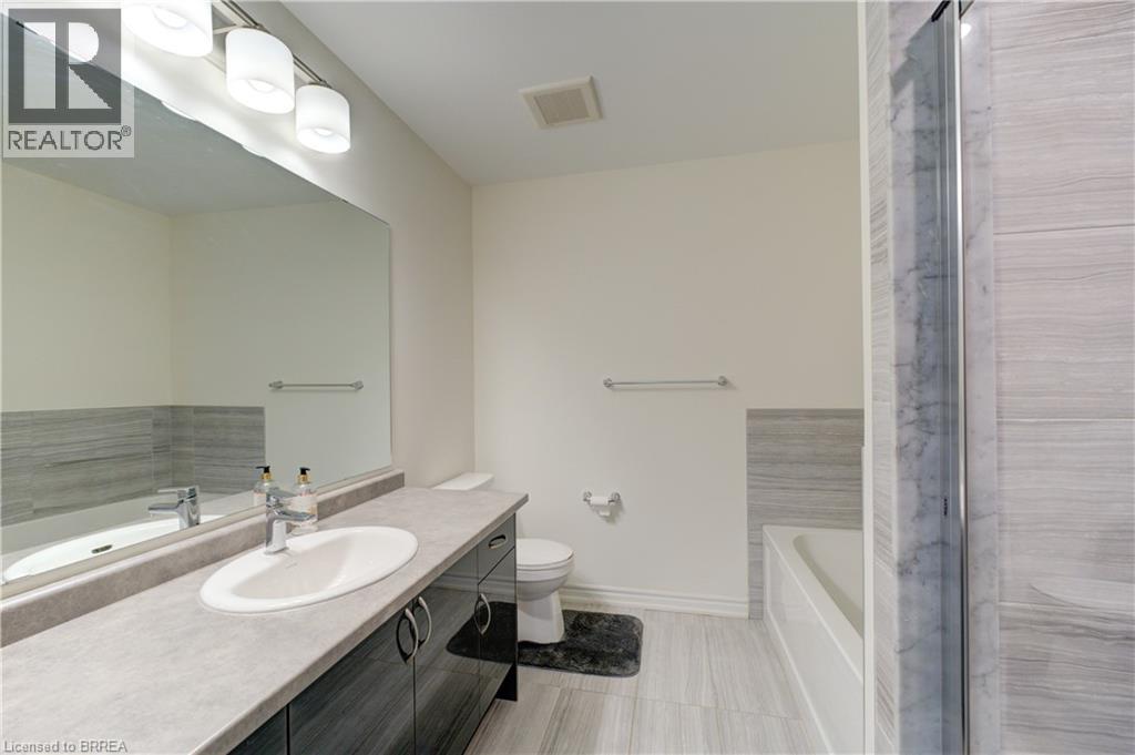 2 Copeman Avenue, Brantford, ON - Indoor Photo Showing Bathroom