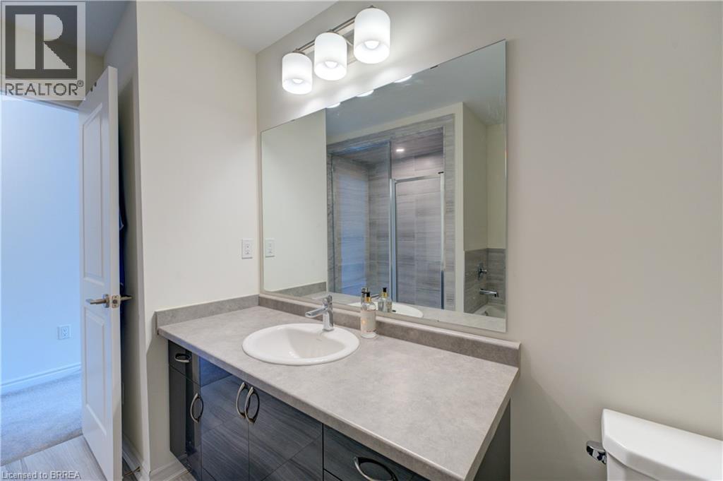 2 Copeman Avenue, Brantford, ON - Indoor Photo Showing Bathroom