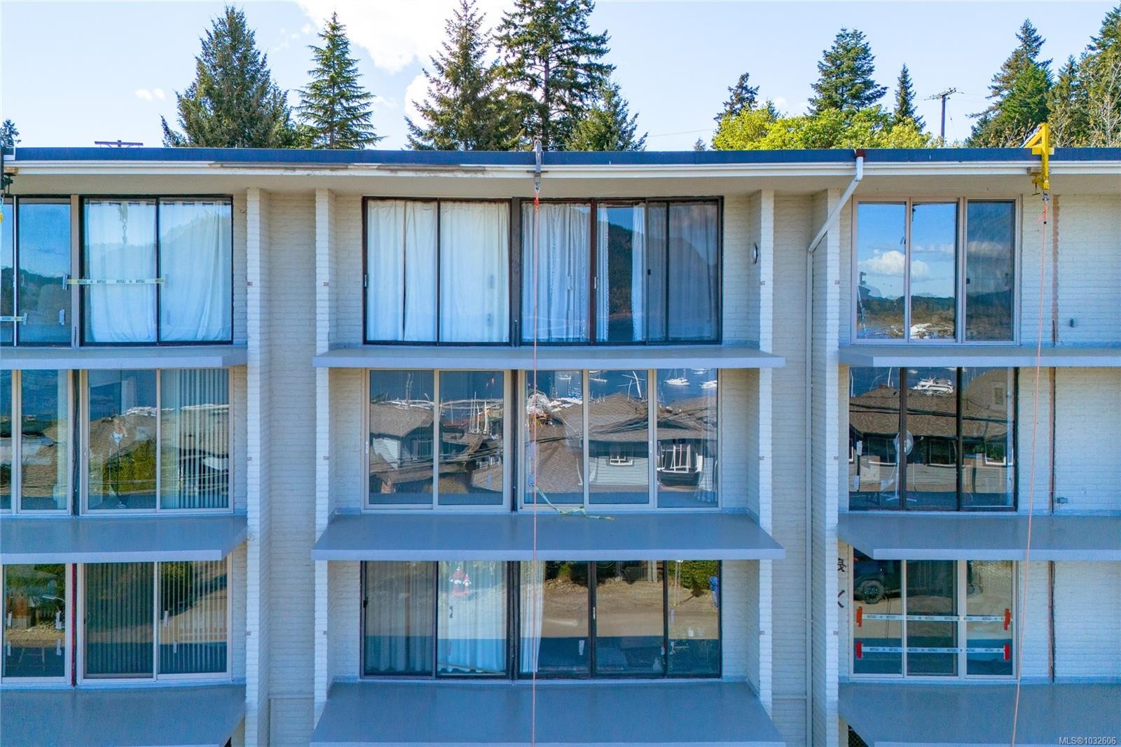 #204-1715 Pritchard St, Cowichan Bay, BC