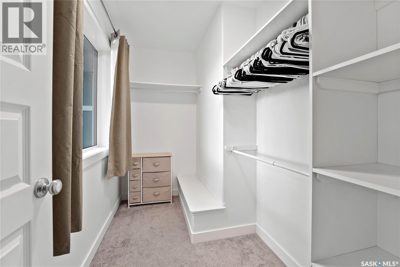 304 Pepper Place, Saskatoon, SK - Indoor