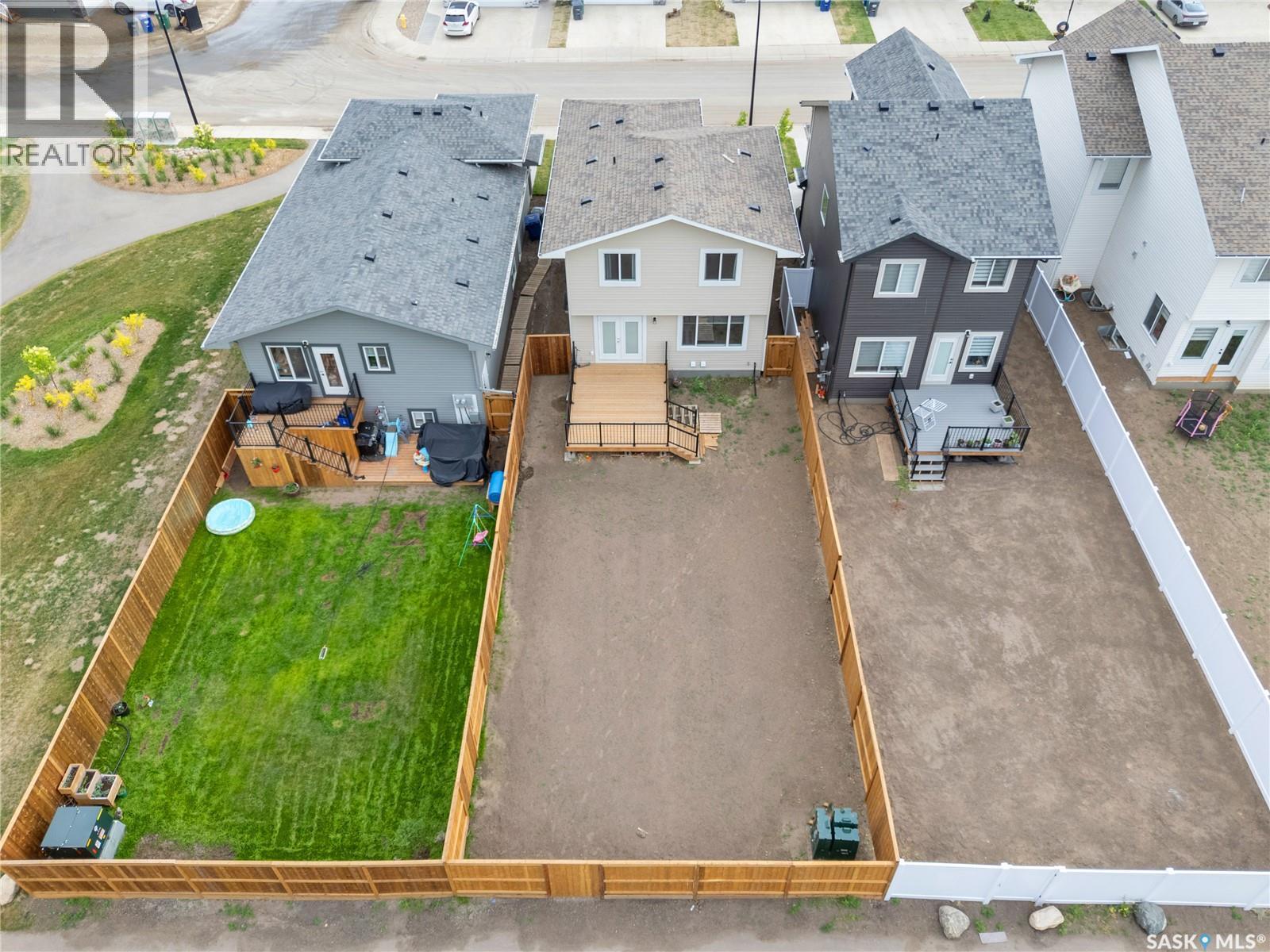 304 Pepper Place, Saskatoon, SK - Outdoor