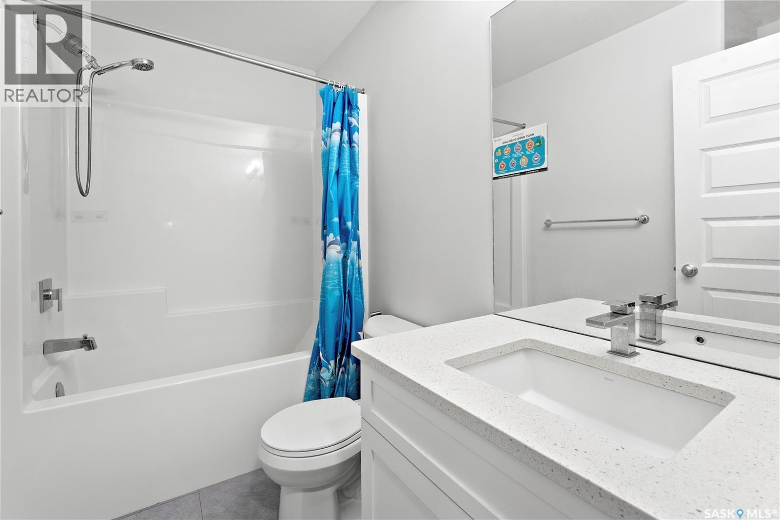 304 Pepper Place, Saskatoon, SK - Indoor Photo Showing Bathroom