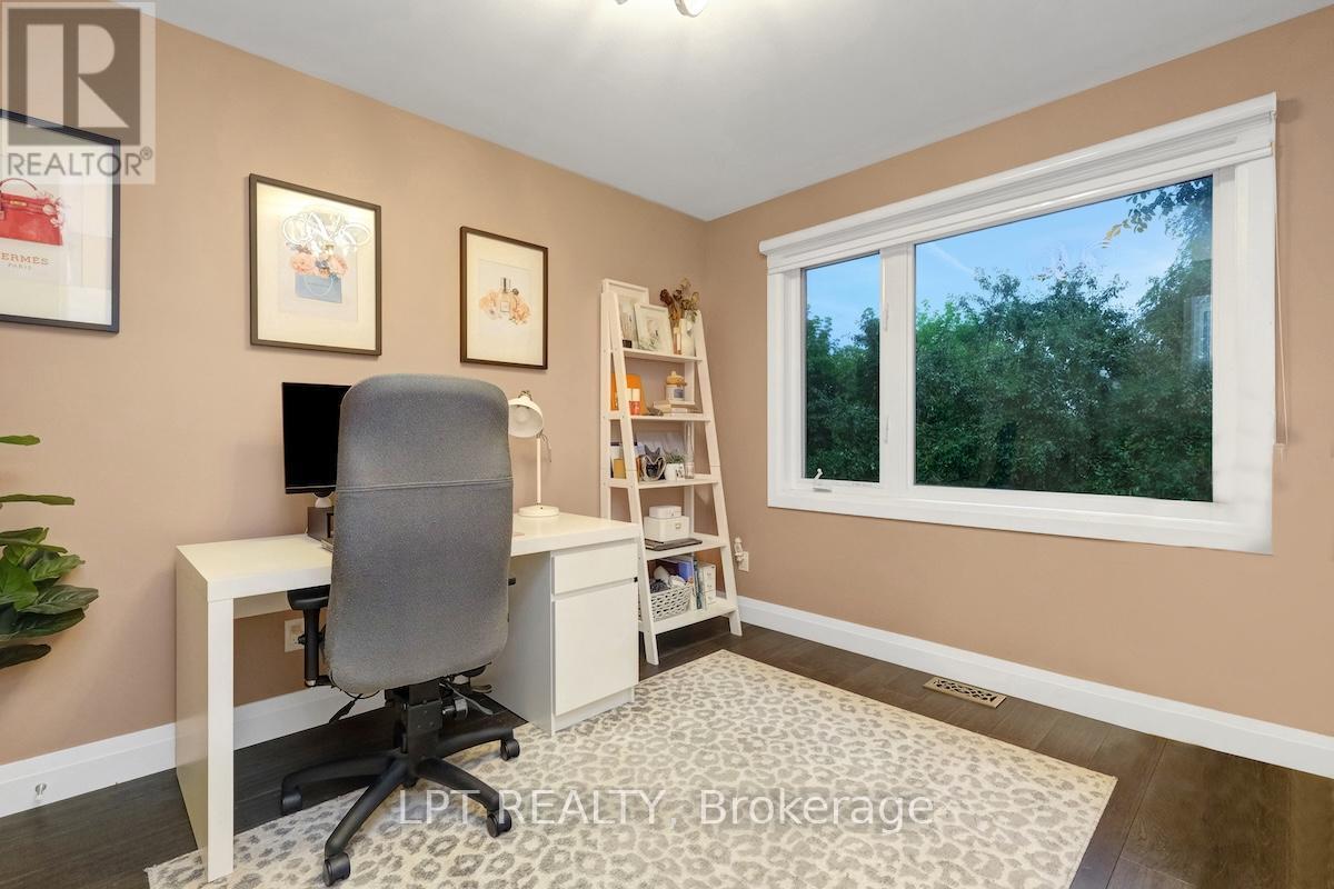 319 Glynn Avenue, Ottawa, ON - Indoor Photo Showing Office