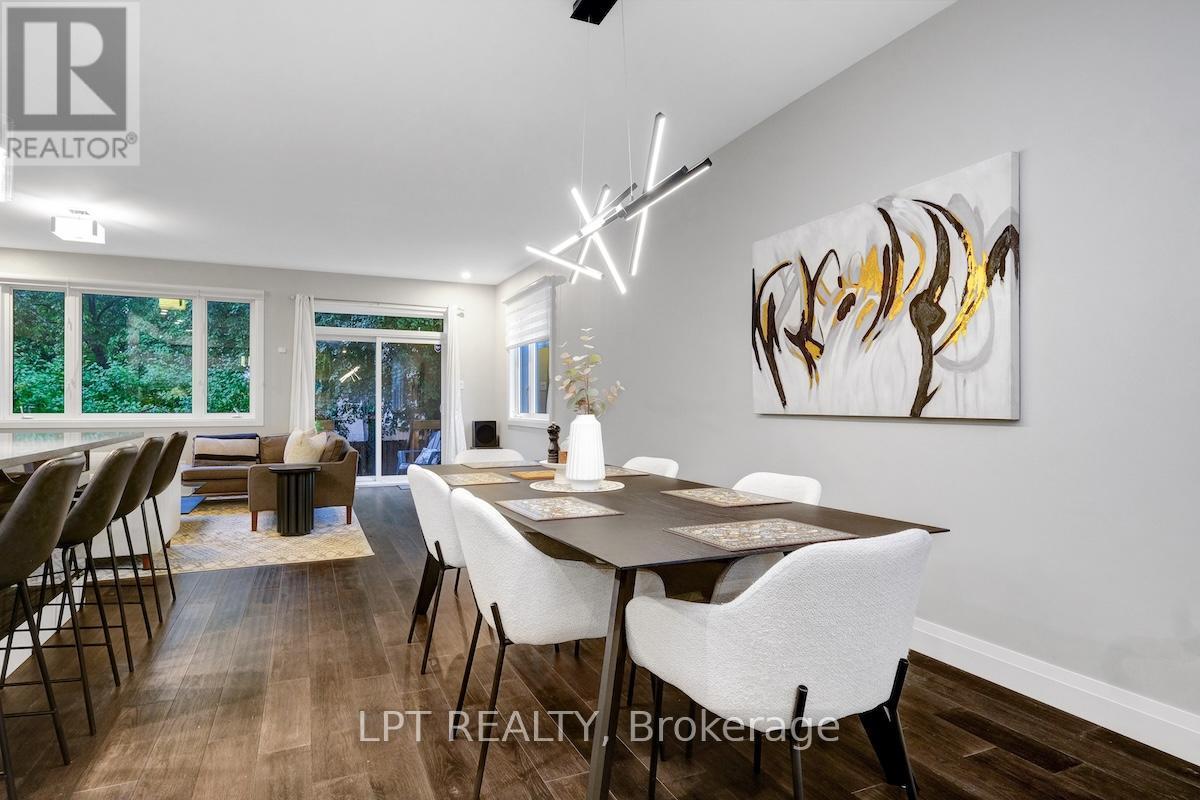 319 Glynn Avenue, Ottawa, ON - Indoor Photo Showing Dining Room