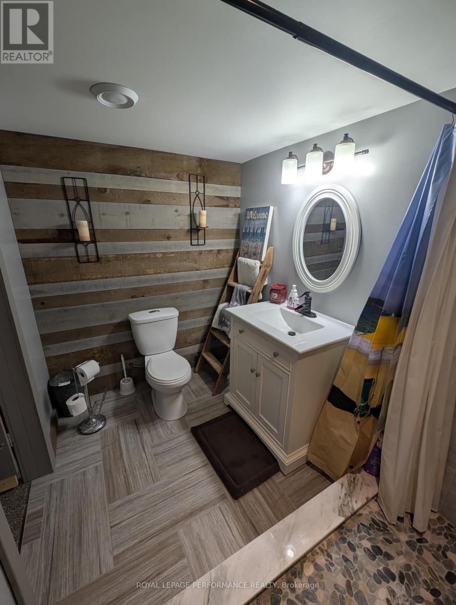 3 Pc Bathroom in Basement. - 320 Baldwin Avenue, Cornwall, ON - Indoor