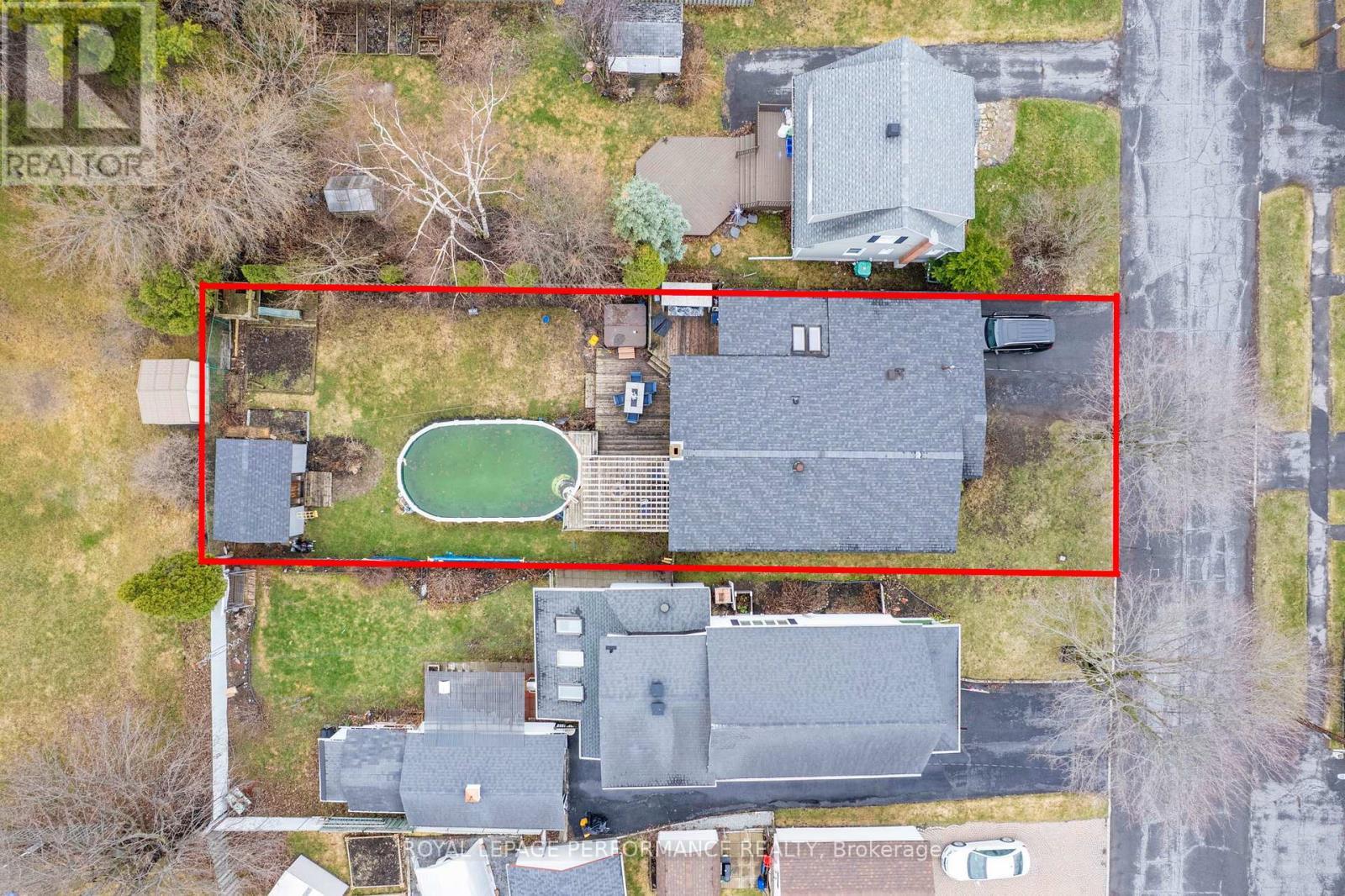 320 Baldwin Avenue, Cornwall, ON - Outdoor