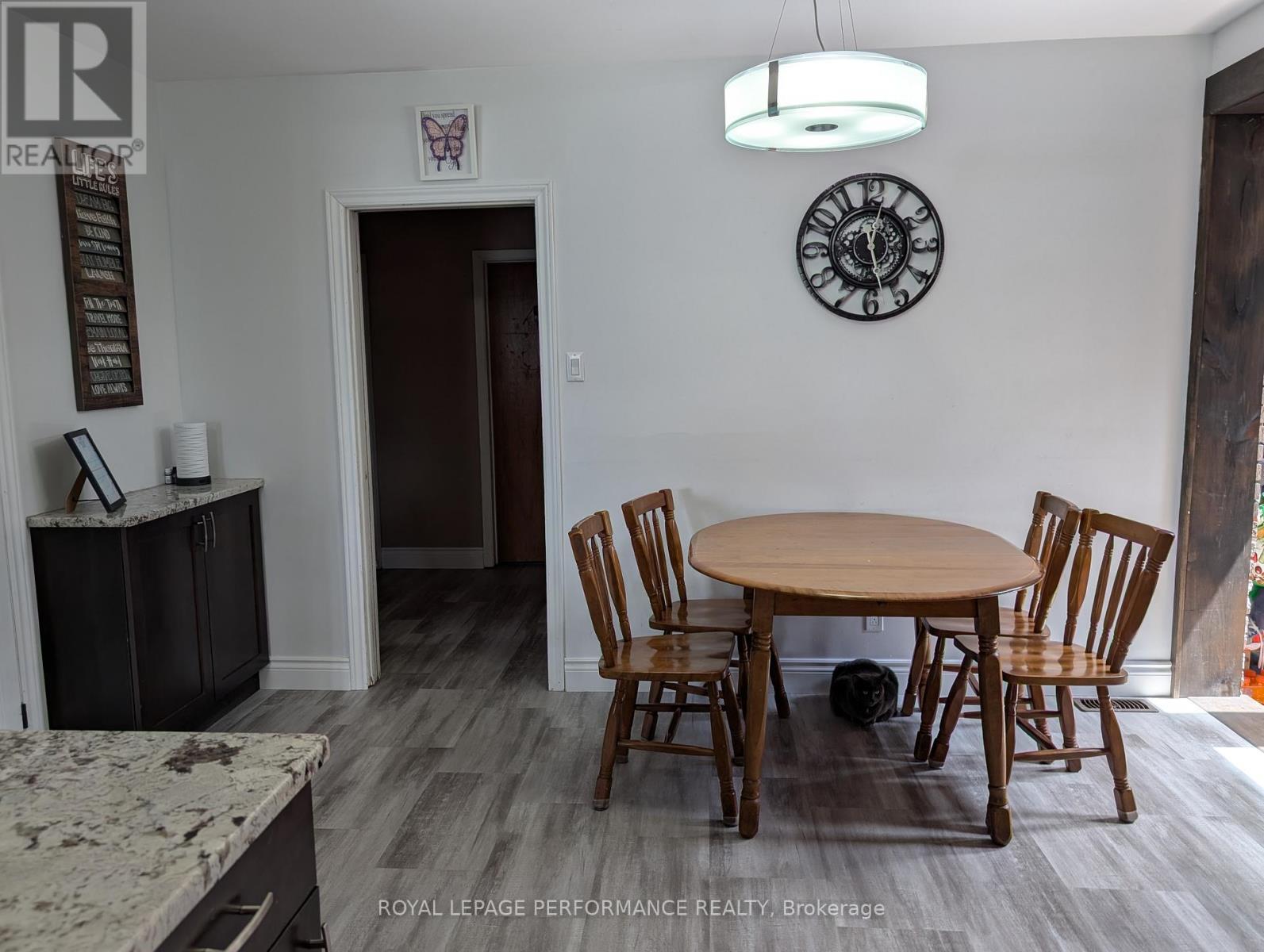 Dining area - 320 Baldwin Avenue, Cornwall, ON - Indoor Photo Showing Dining Room