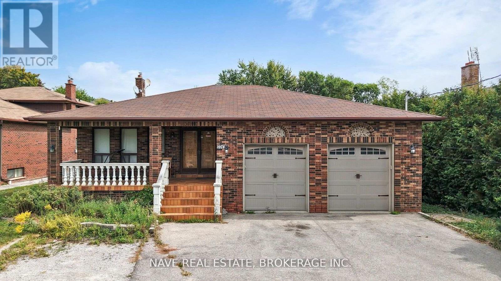 9747 Bathurst Street, Richmond Hill, ON