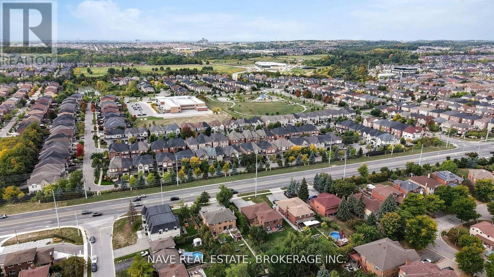 9747 Bathurst Street, Richmond Hill, ON - Outdoor With View