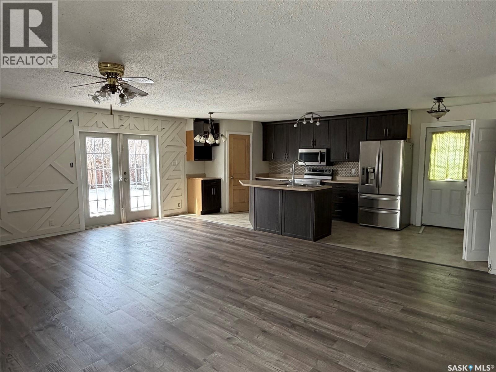 407 2Nd Street E, Meadow Lake, SK