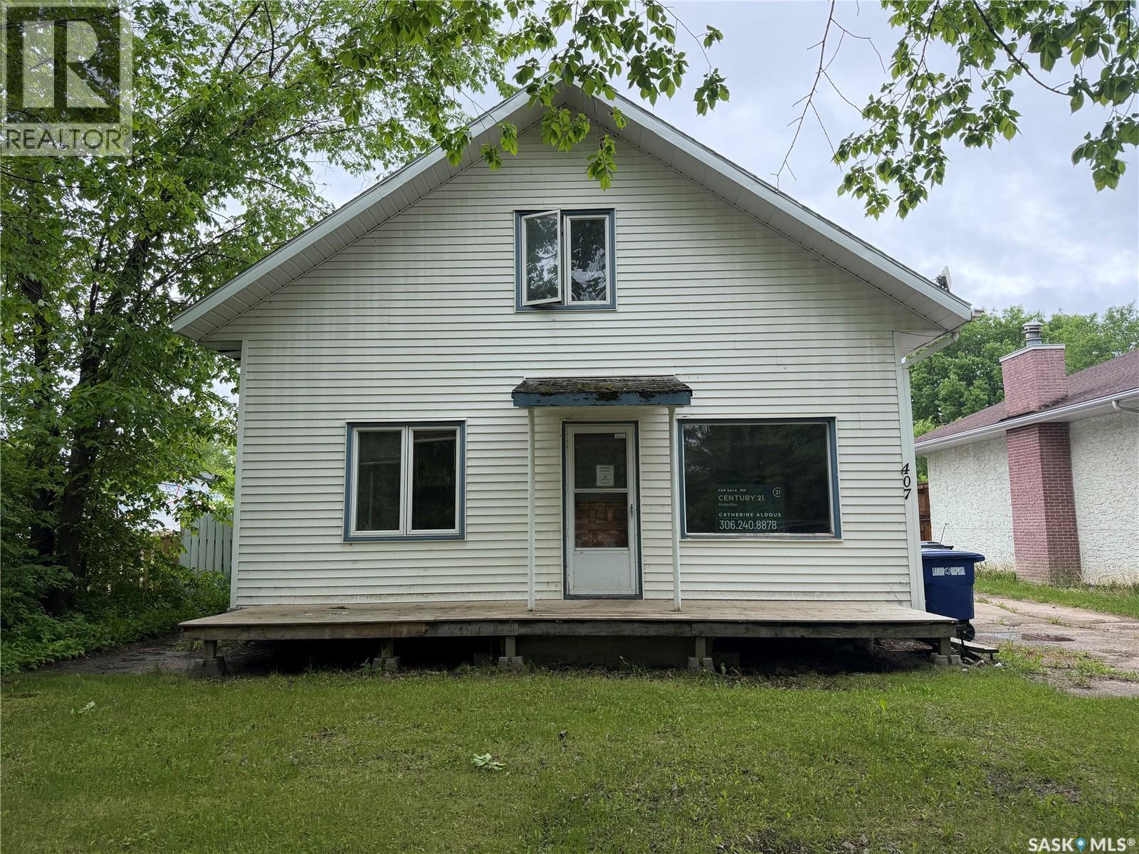 407 2Nd Street E, Meadow Lake, SK
