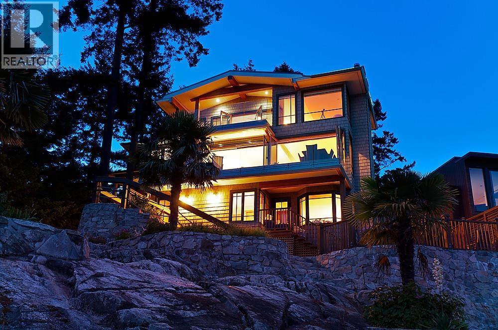 5812 Eagle Island, West Vancouver, BC - Outdoor