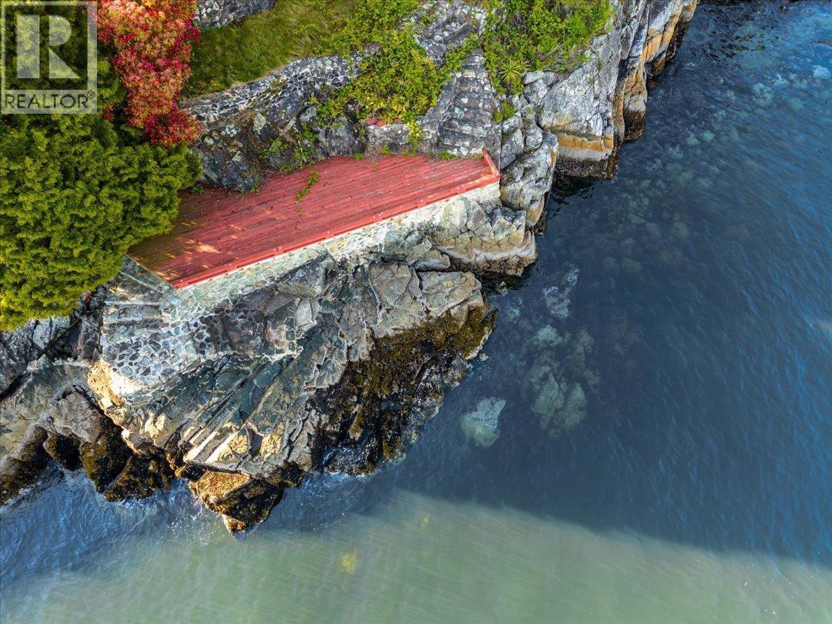 5812 Eagle Island, West Vancouver, BC - Outdoor With Body Of Water