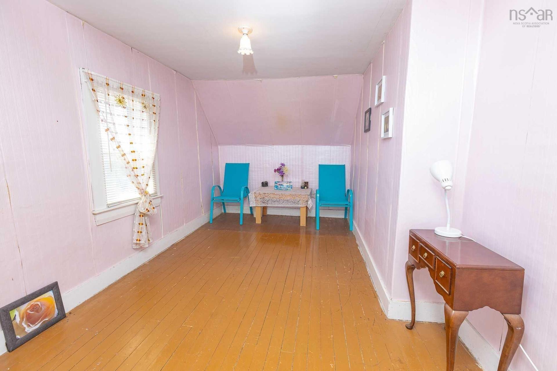 2164 Ns-340, Deerfield, NS
