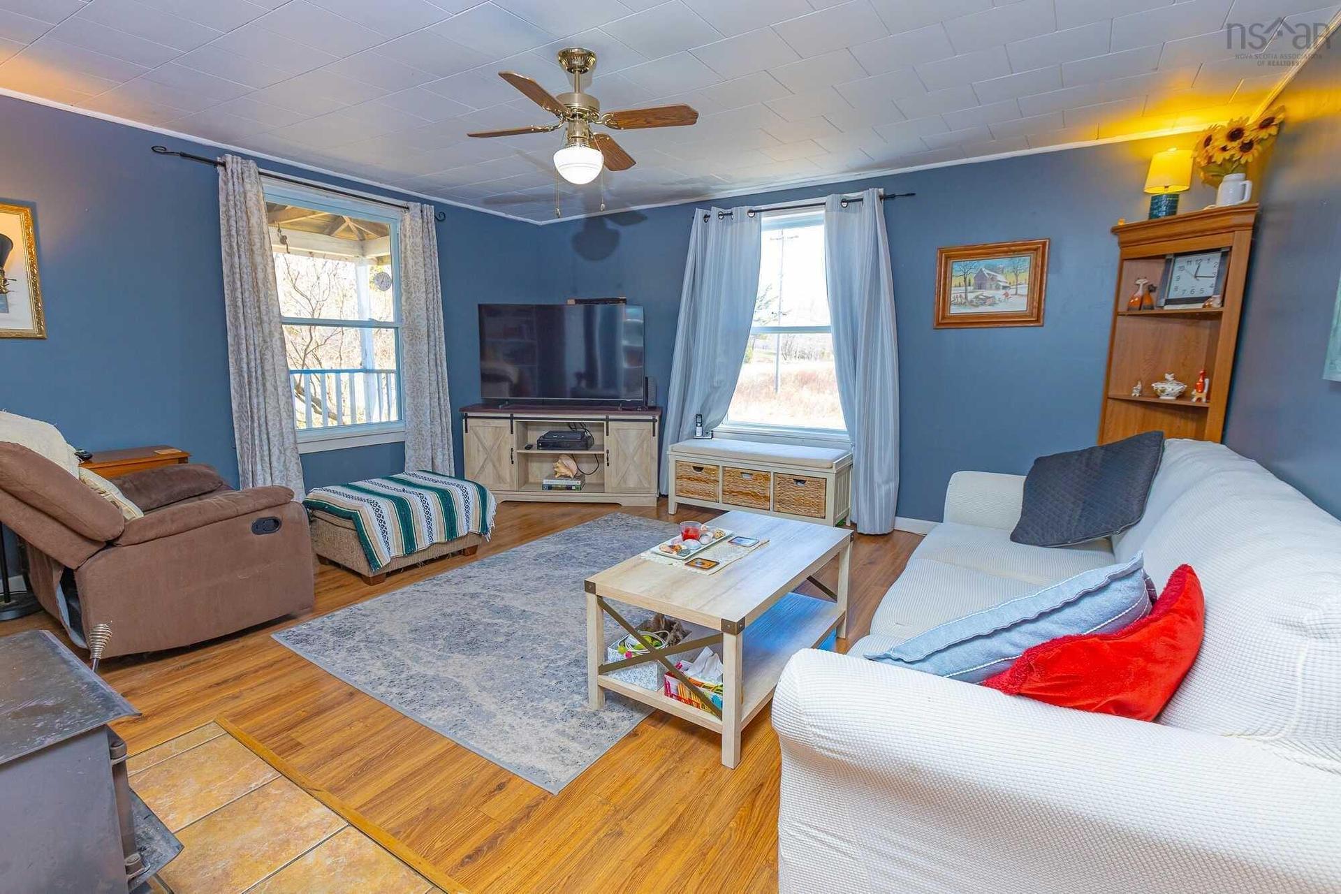 2164 Ns-340, Deerfield, NS
