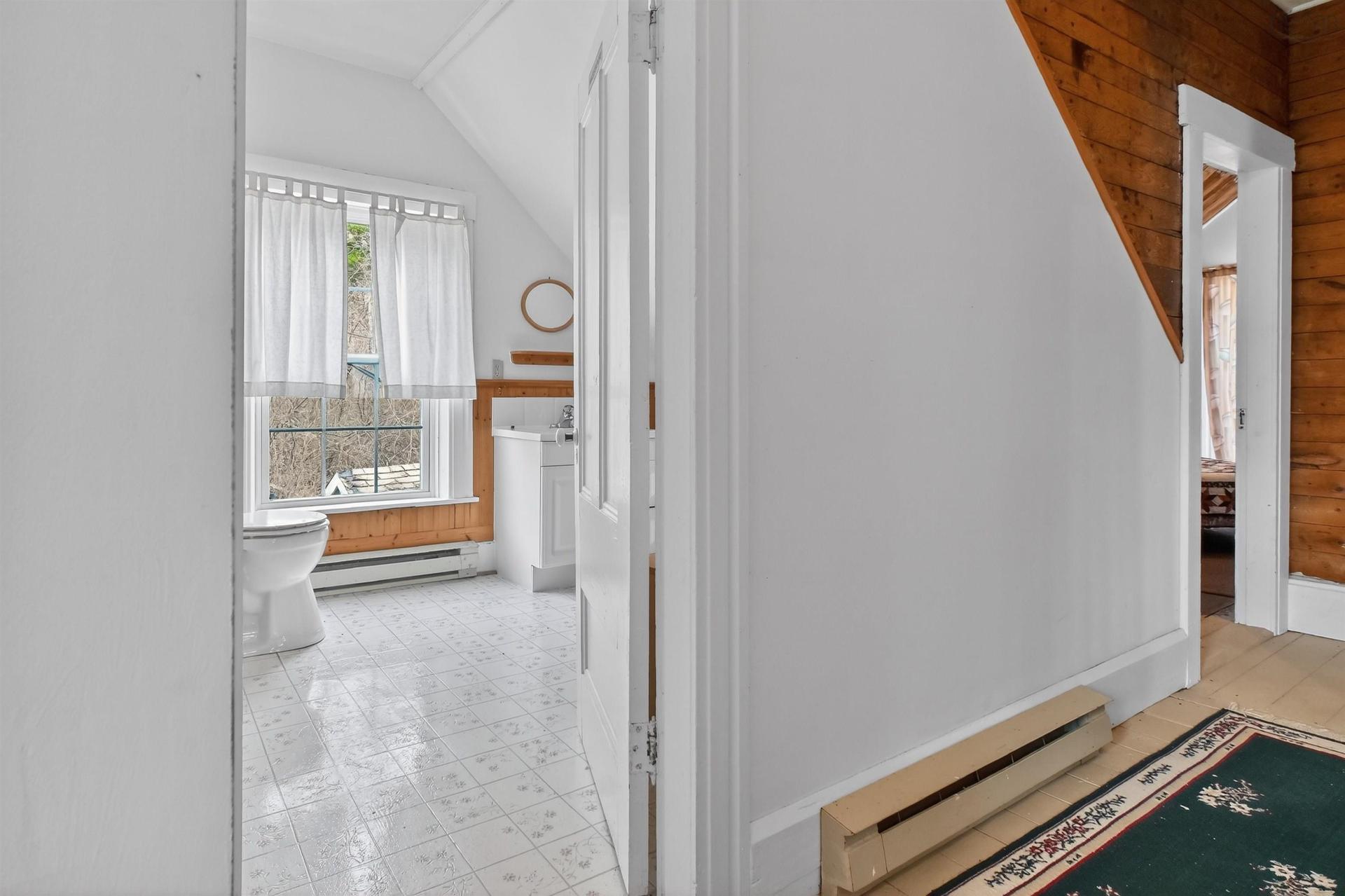 2145 Marble Mountain Rd, West Bay, NS - Indoor Photo Showing Other Room