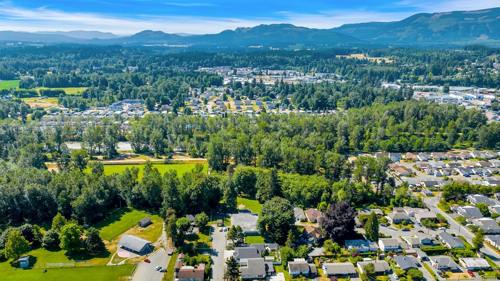 141 Castle Pl, Duncan, BC