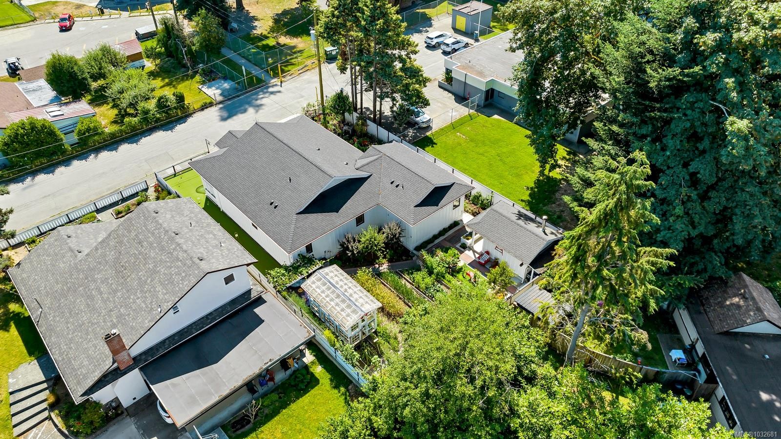 141 Castle Pl, Duncan, BC