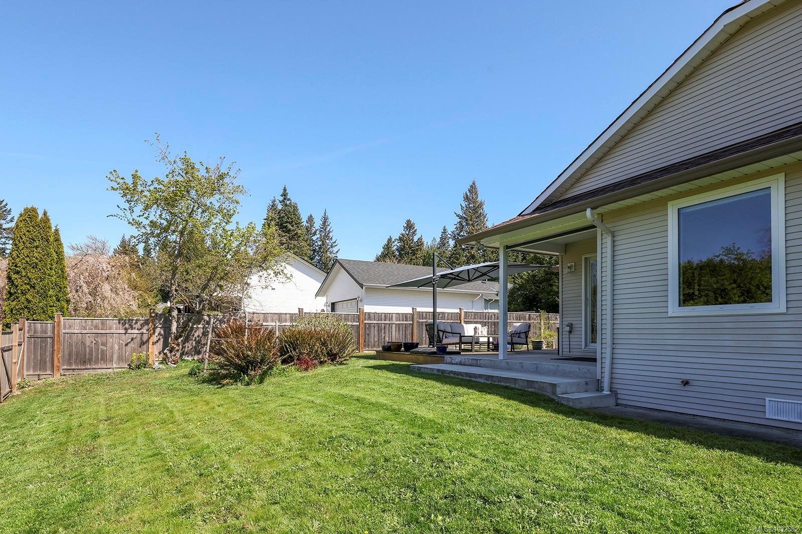 1622 Guthrie Rd, Comox, BC