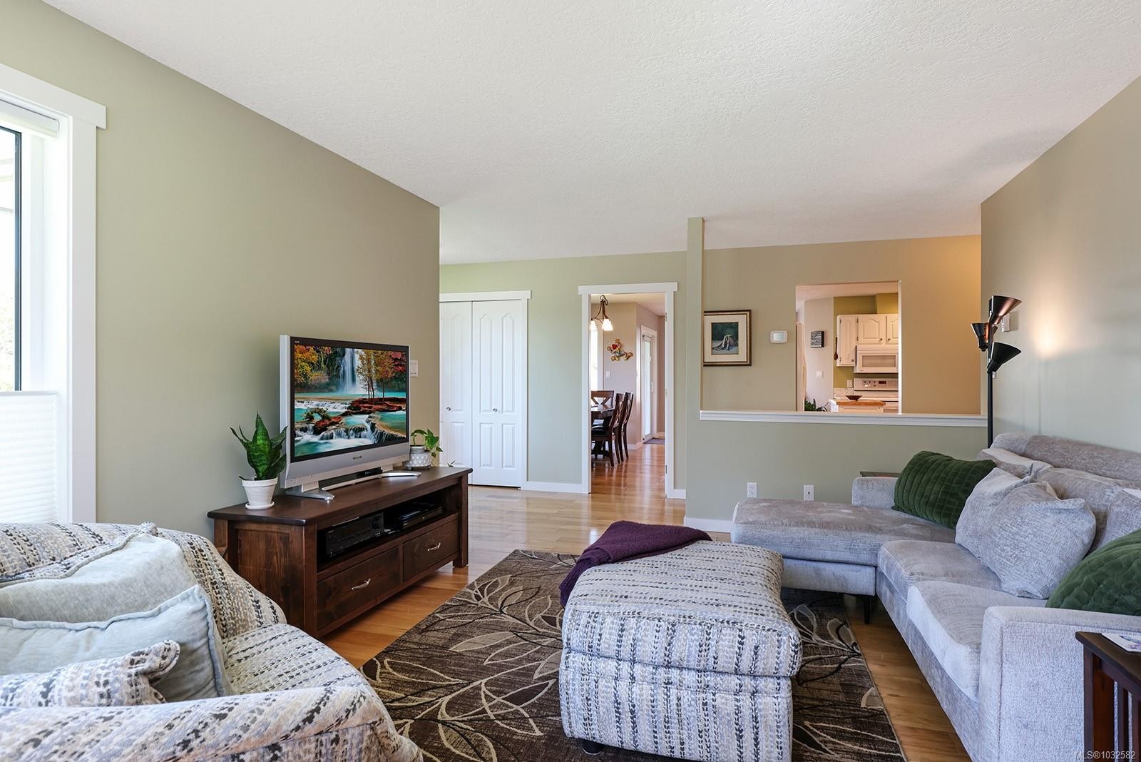 1622 Guthrie Rd, Comox, BC