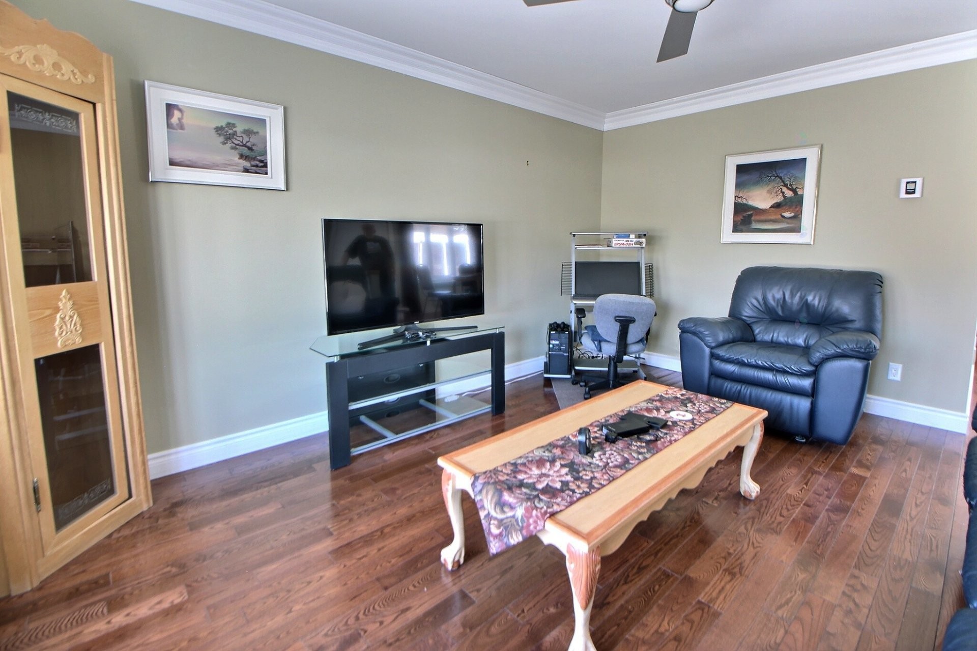 Living Room - 522 4E Avenue E., Amos, QC - Indoor Photo Showing Living Room