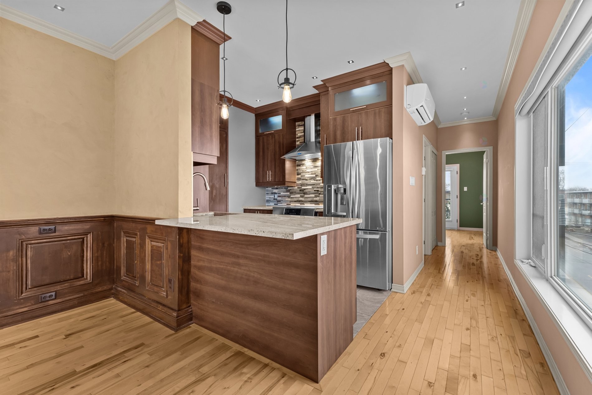 Cuisine - 3-7660 18E Avenue, Montréal (Villeray/Saint-Michel/Parc-Extension), QC - Indoor Photo Showing Kitchen With Upgraded Kitchen