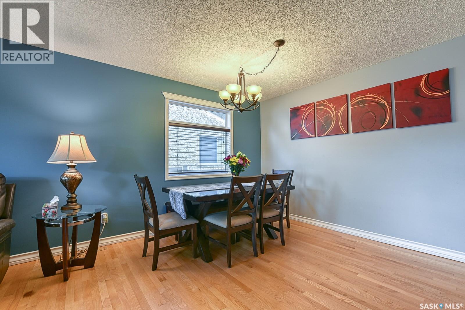 2102 Truesdale Drive E, Regina, SK - Indoor Photo Showing Dining Room