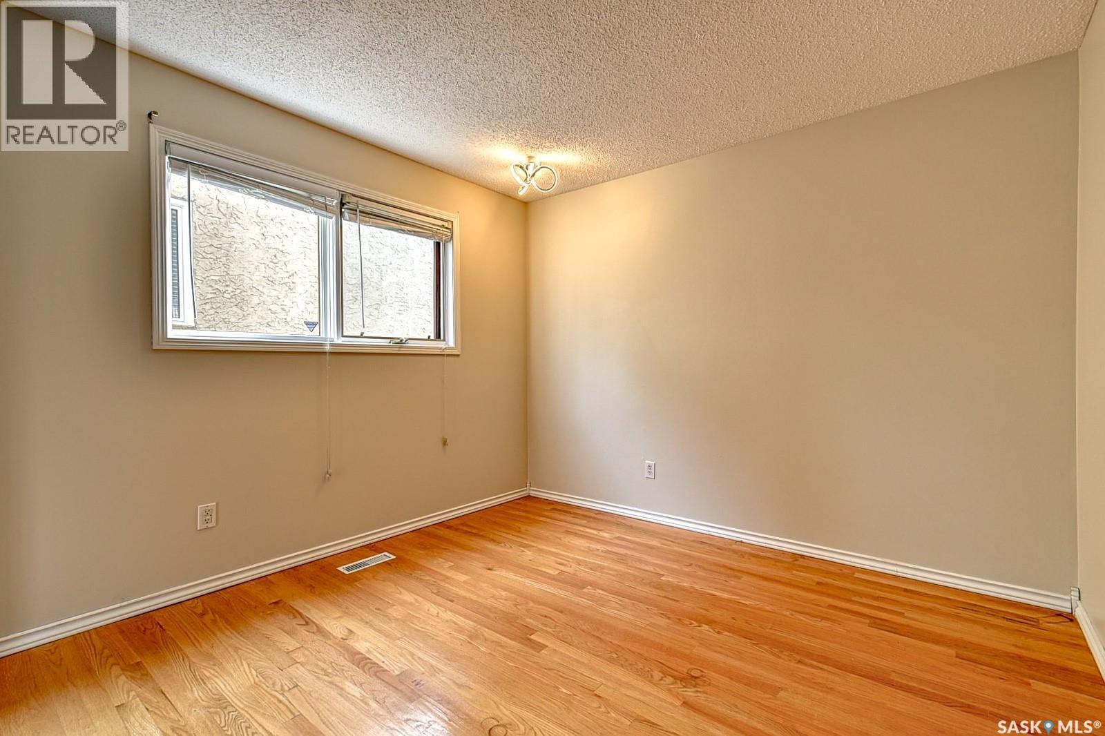 2102 Truesdale Drive E, Regina, SK - Indoor Photo Showing Other Room