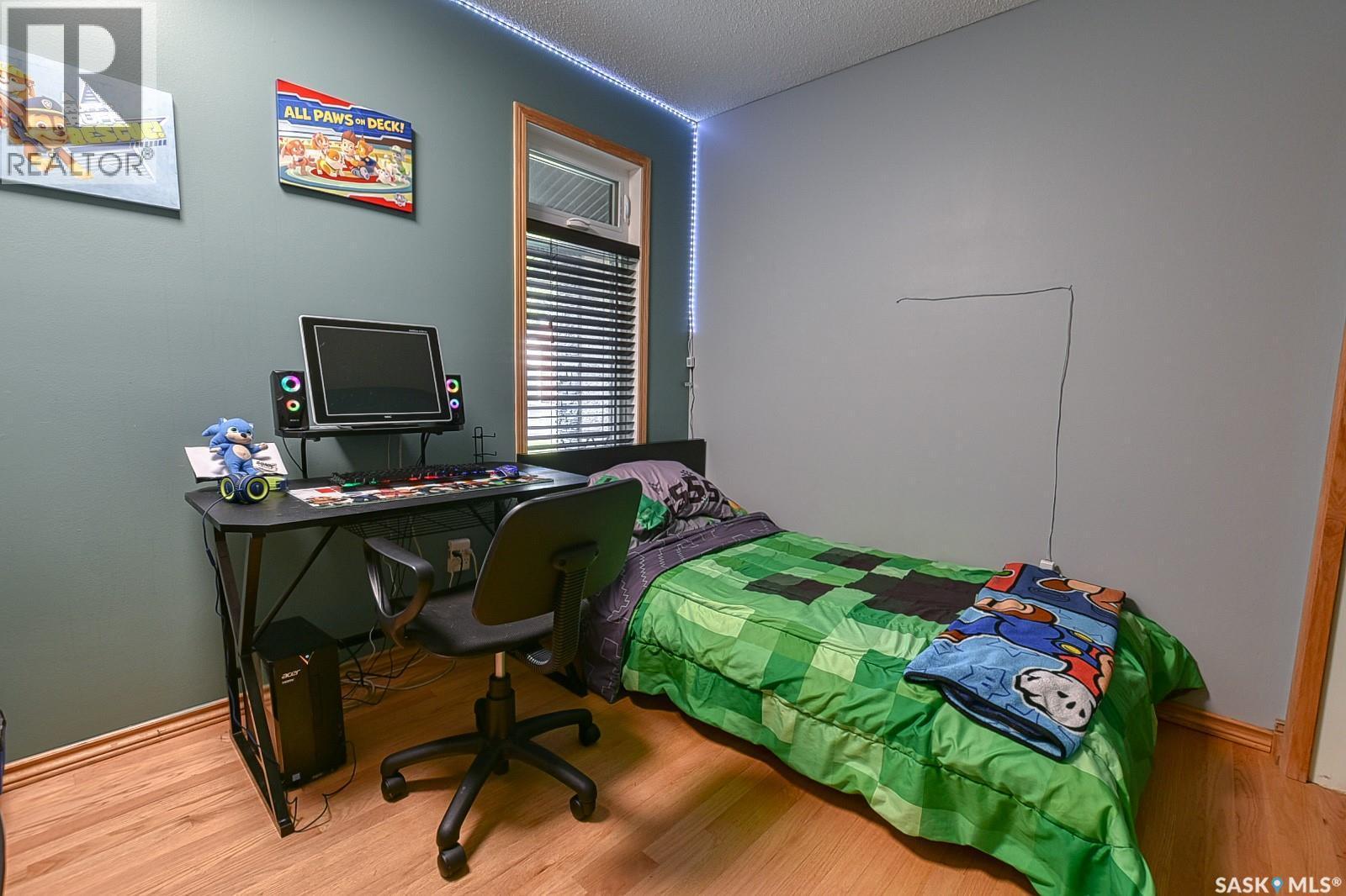 2102 Truesdale Drive E, Regina, SK - Indoor