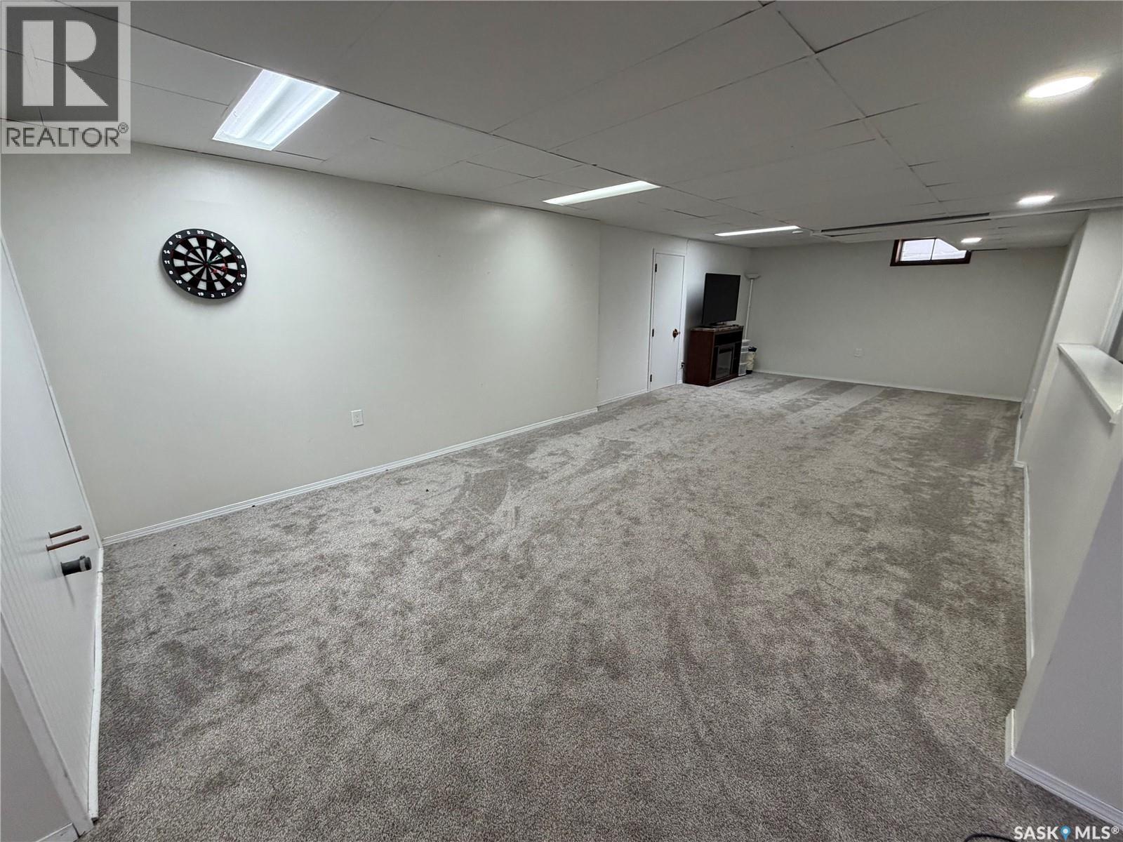 2102 Truesdale Drive E, Regina, SK - Indoor