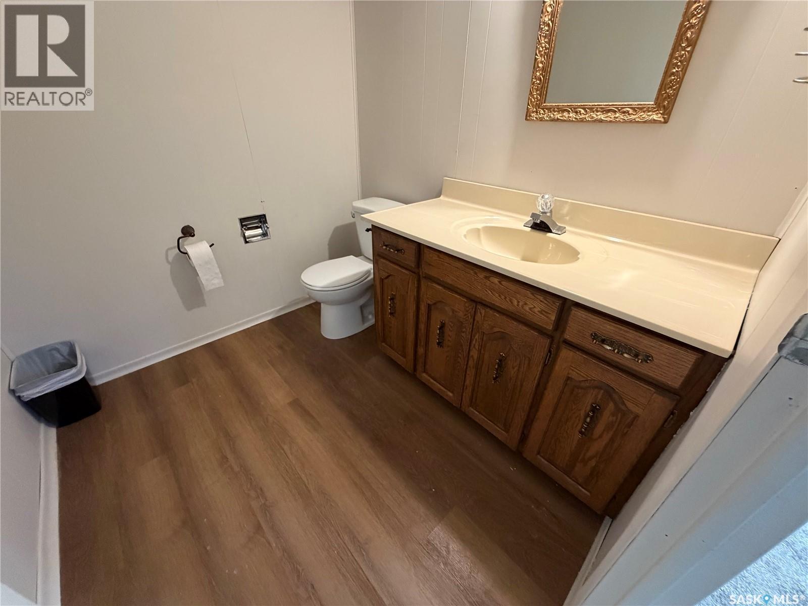2102 Truesdale Drive E, Regina, SK - Indoor Photo Showing Bathroom