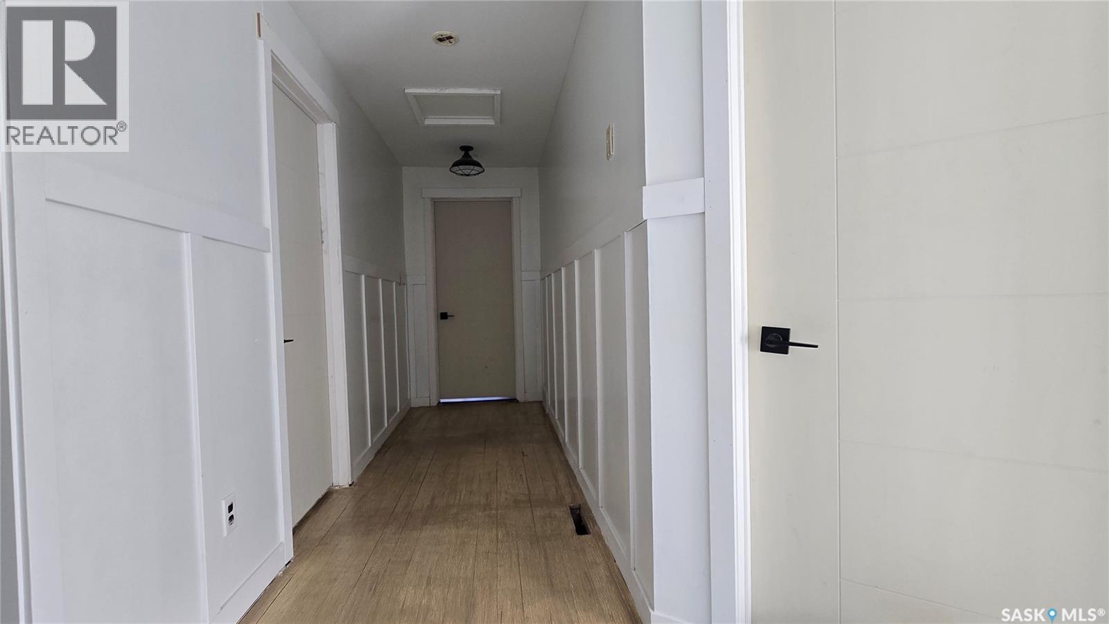 112 1St Avenue, Vibank, SK - Indoor Photo Showing Other Room