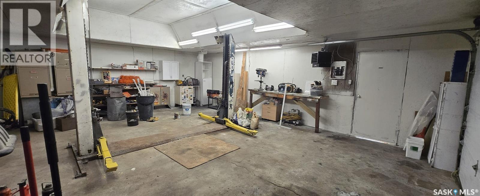 112 1St Avenue, Vibank, SK - Indoor Photo Showing Basement