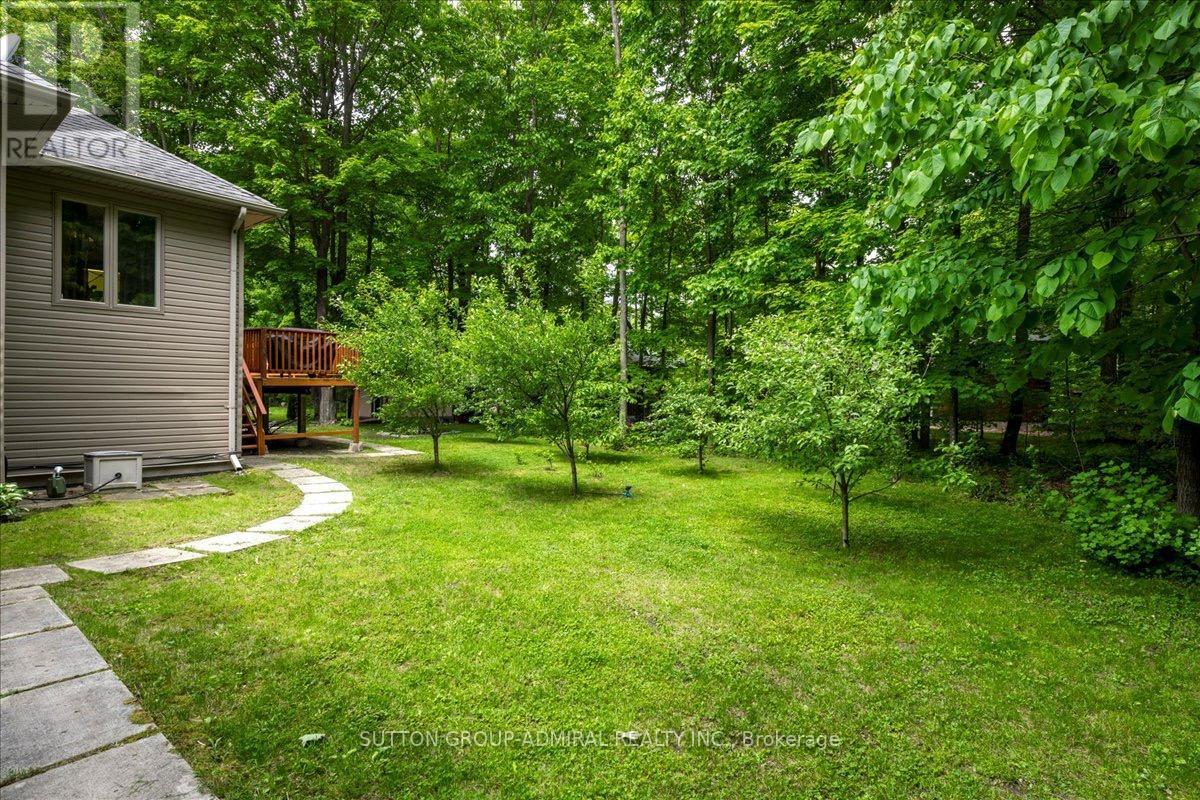 79 Forest Circle, Tiny, ON - Outdoor