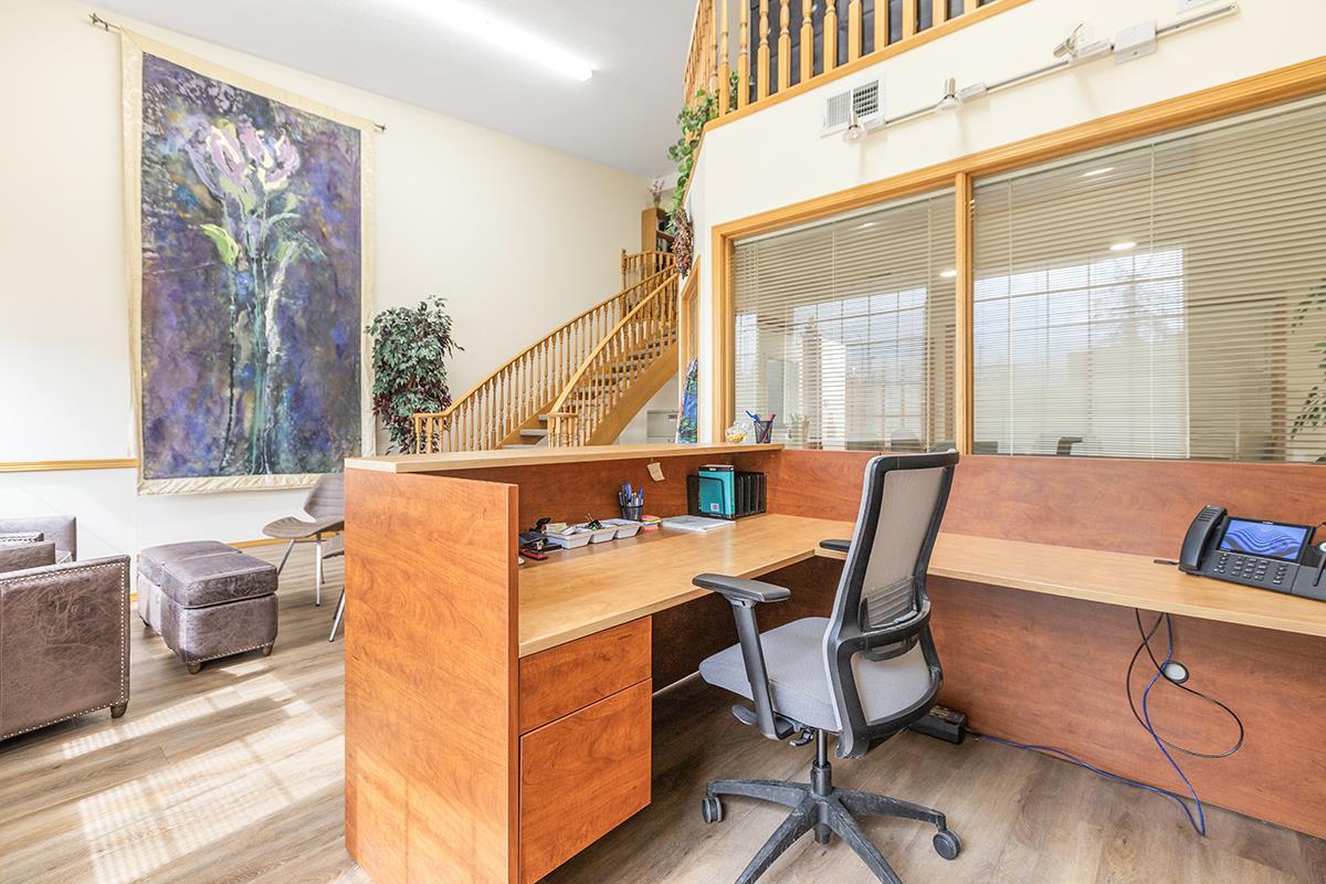 16514 100 Ave, Edmonton, AB