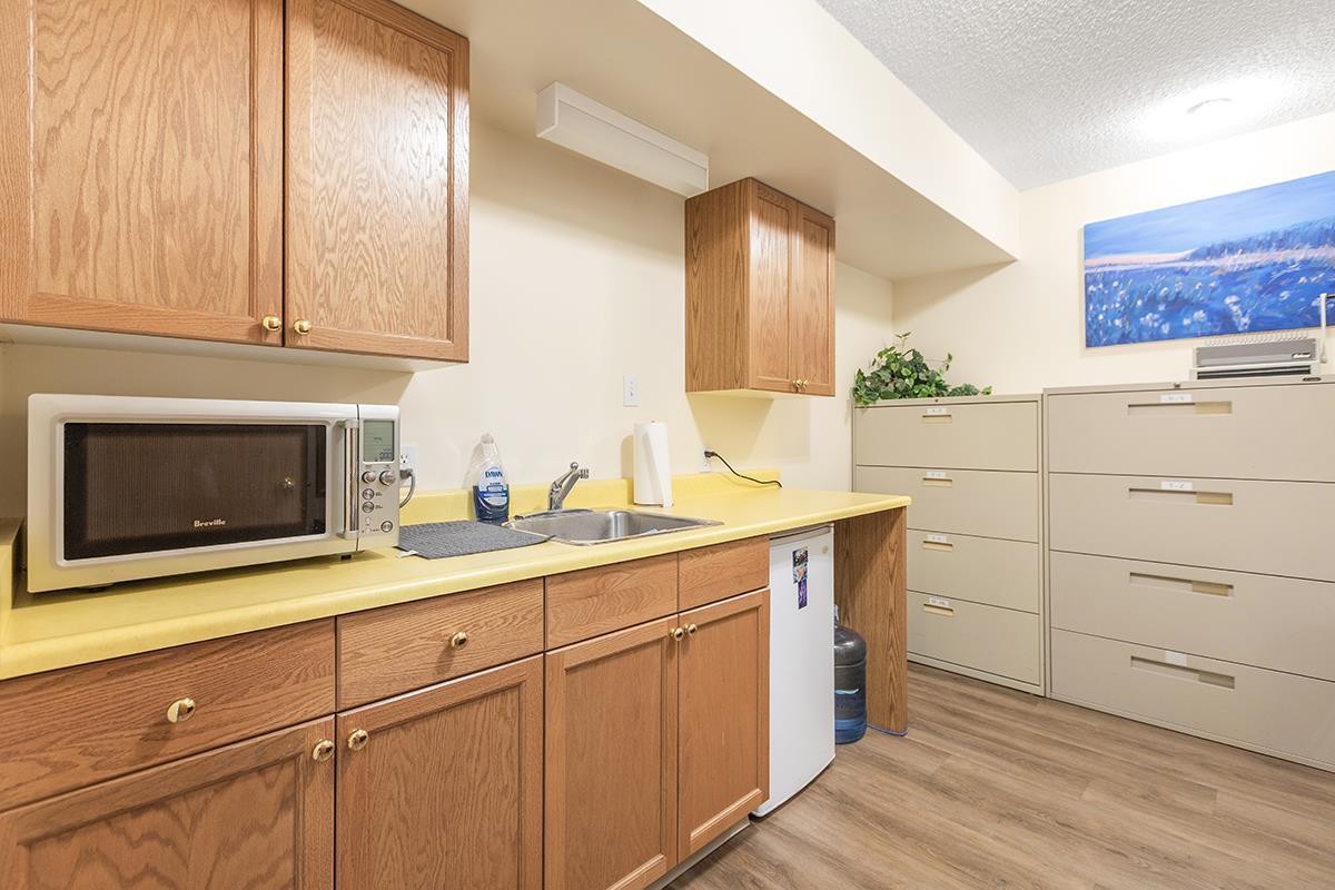 16514 100 Ave, Edmonton, AB