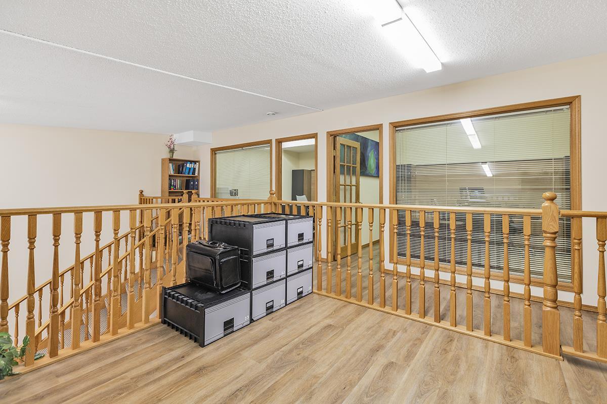 16514 100 Ave, Edmonton, AB