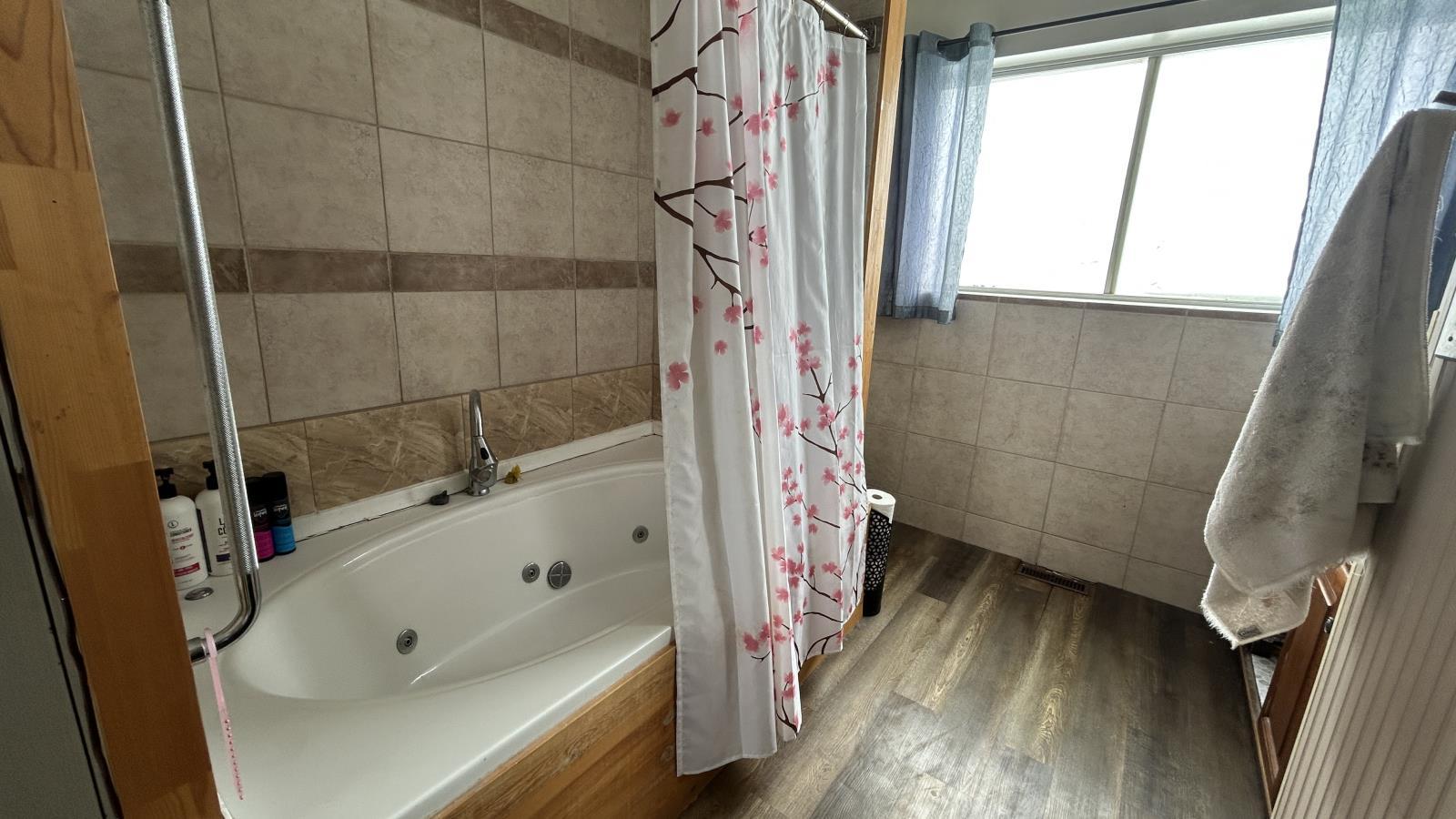 5019 51 Ave, Vilna, AB