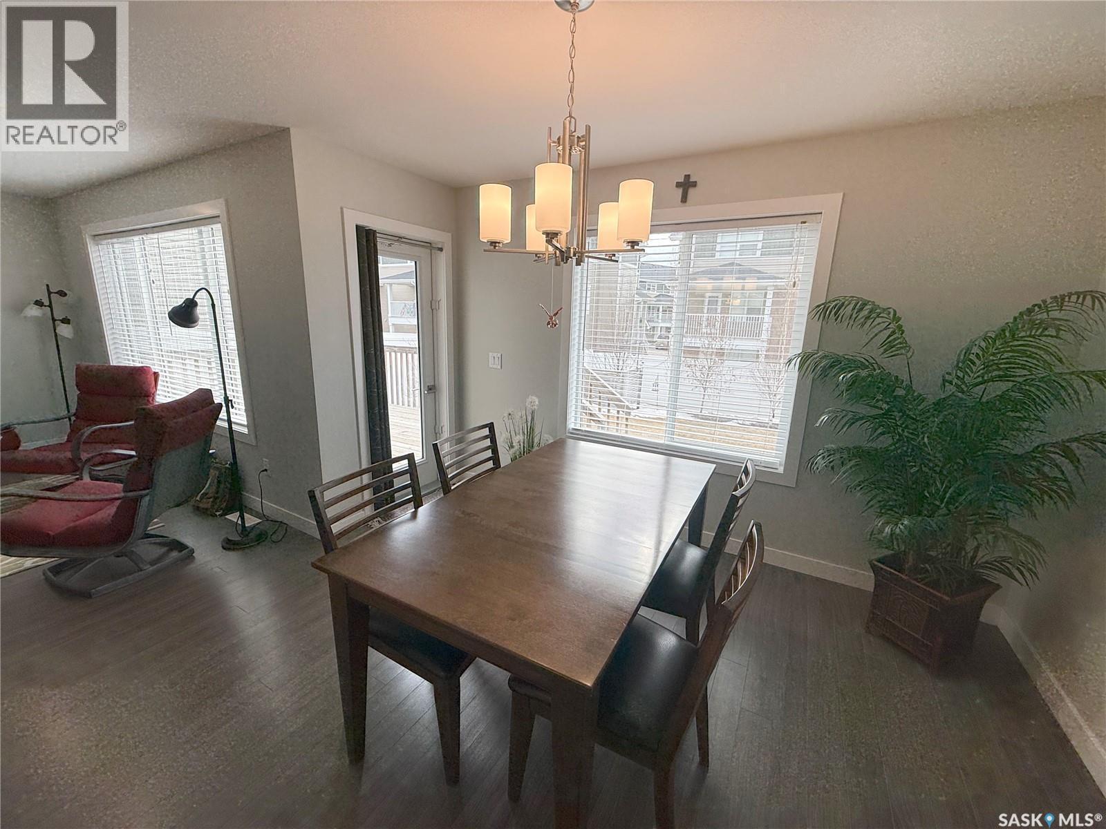 1061 Kolynchuk Crescent, Saskatoon, SK - Indoor Photo Showing Dining Room