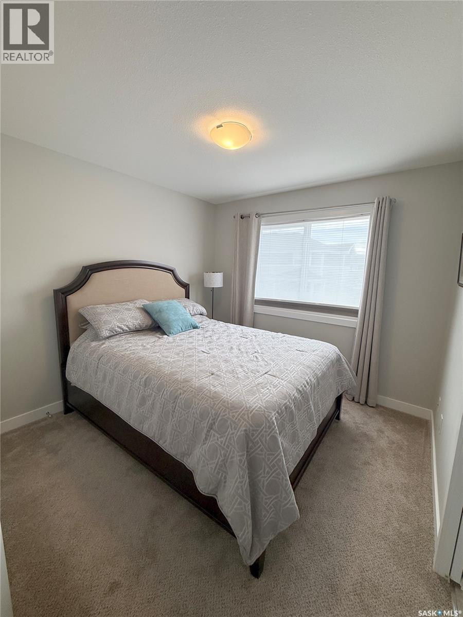 1061 Kolynchuk Crescent, Saskatoon, SK - Indoor Photo Showing Bedroom