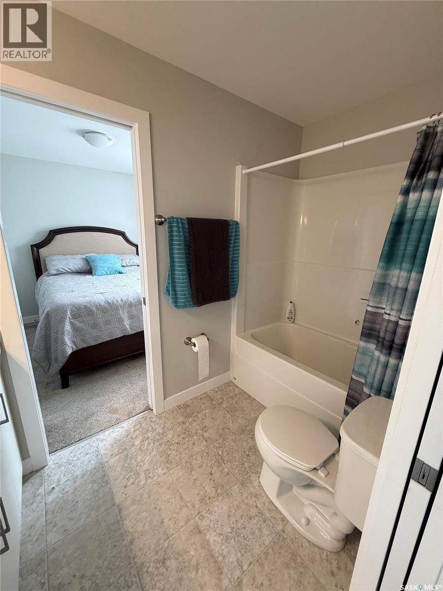 1061 Kolynchuk Crescent, Saskatoon, SK - Indoor