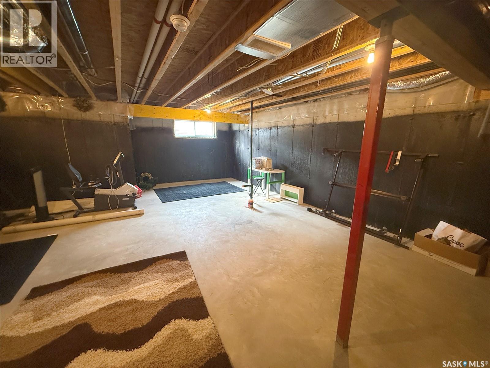 1061 Kolynchuk Crescent, Saskatoon, SK - Indoor Photo Showing Basement