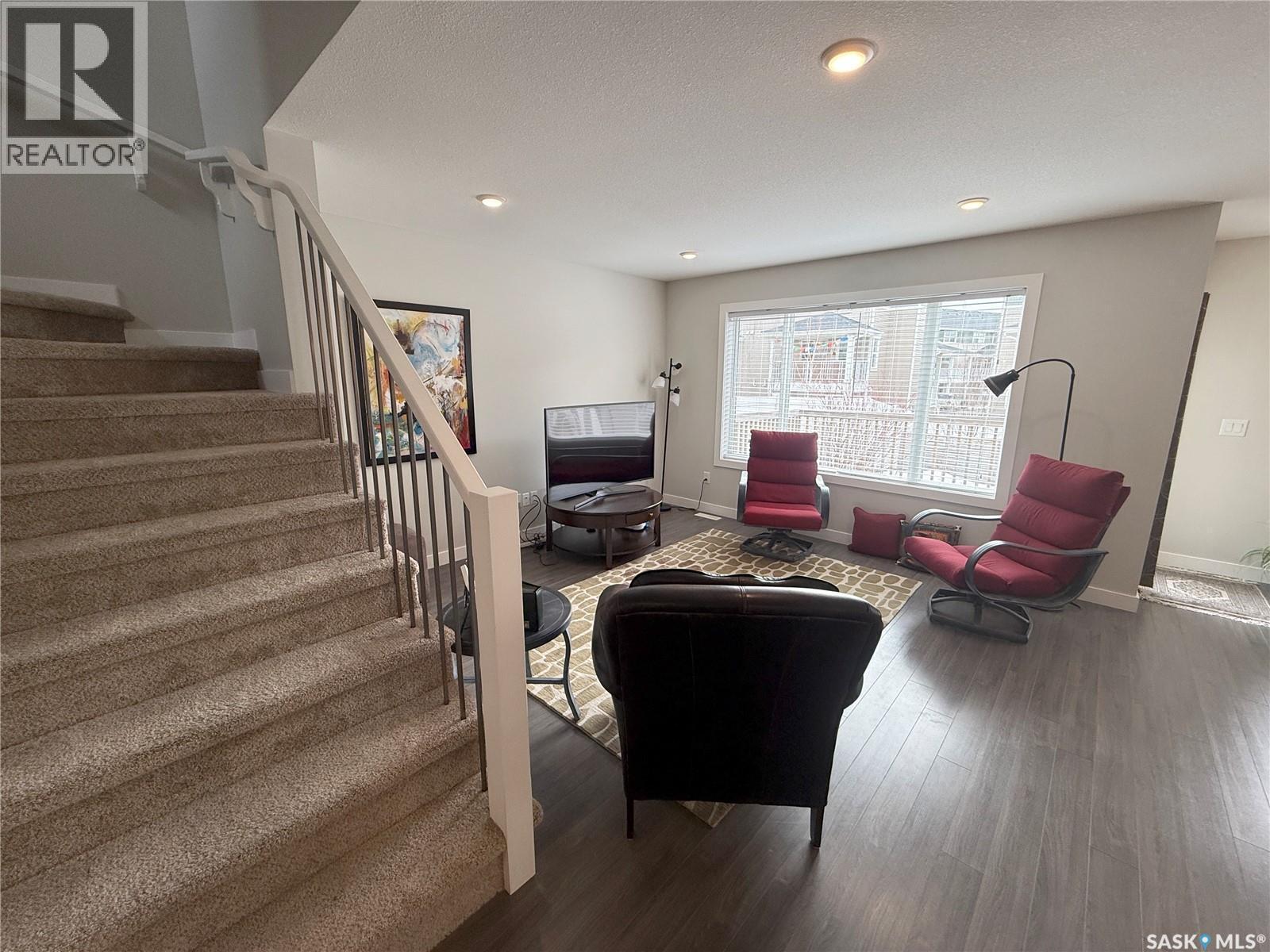 1061 Kolynchuk Crescent, Saskatoon, SK - Indoor Photo Showing Other Room